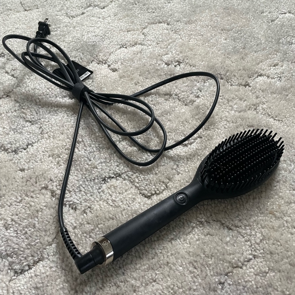 GHD Hot Brush Styler